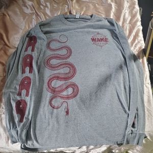 Wake long sleeve tee 4 sided grey/red